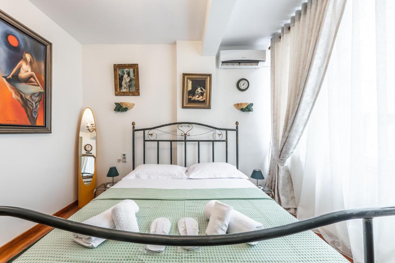 Vintage And Warm 2Br Apartament In Tirana Exterior foto