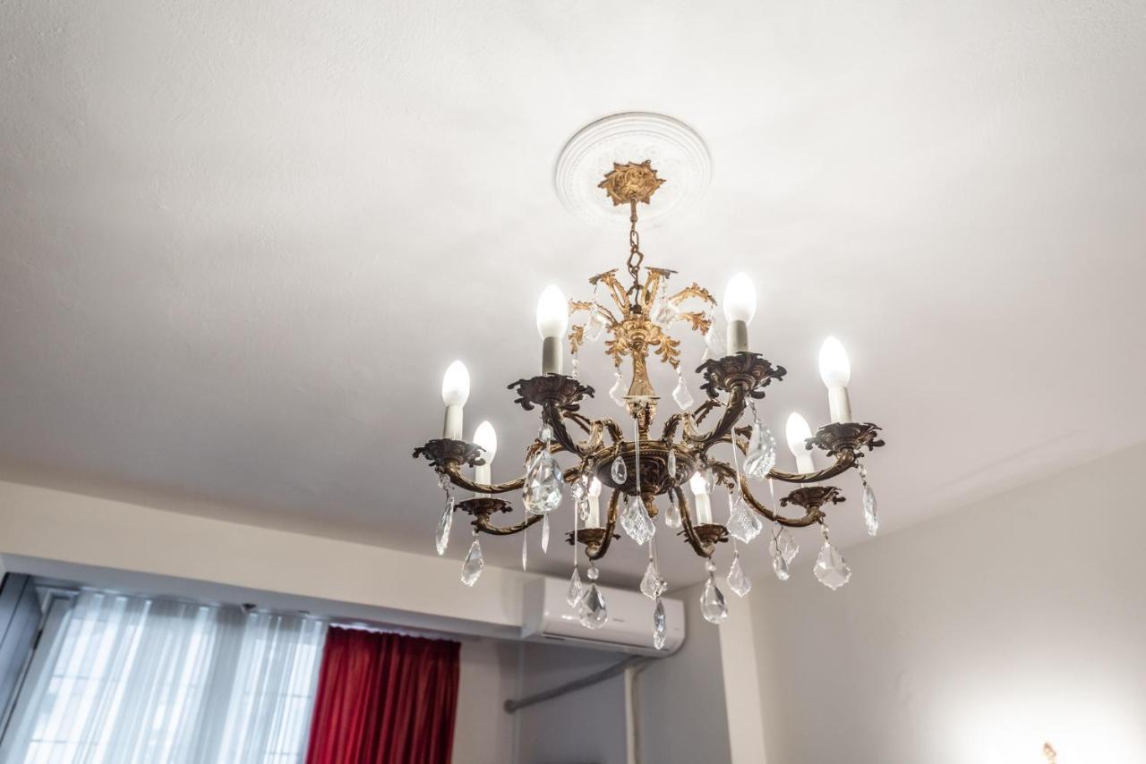Vintage And Warm 2Br Apartament In Tirana Exterior foto